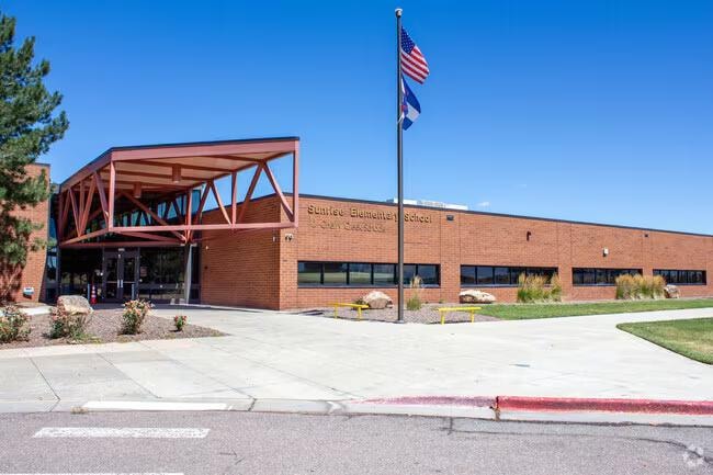 Sunrise Elementary building